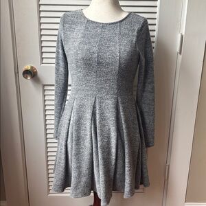 ANTHROPOLOGIE Dolan Left Coast Collection Lined Piper Gray Sweater Dress Sz SM